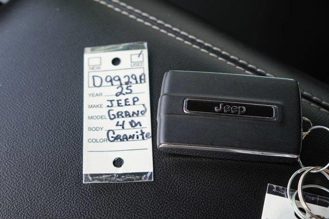 2025 Jeep Cherokee - $41,000