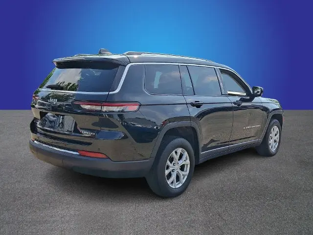 2023 Jeep Cherokee - $35,988