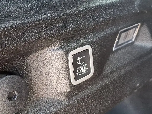 2023 Jeep Cherokee - $35,988