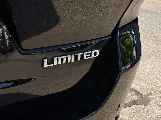 2023 Jeep Cherokee - $35,988