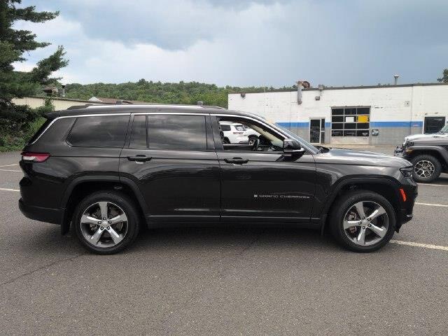 2021 Jeep Cherokee - $26,999