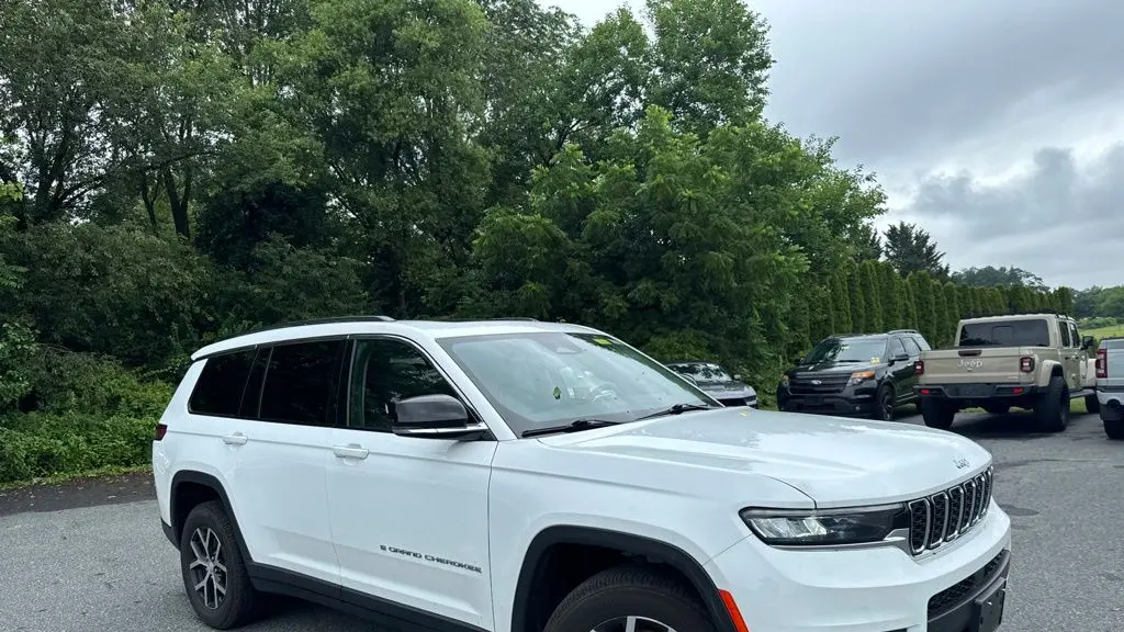 Preowned 2023 Jeep Grand Cherokee L Limited for Sale