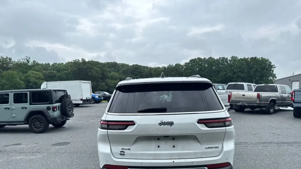 2023 Jeep Grand Cherokee L Limited