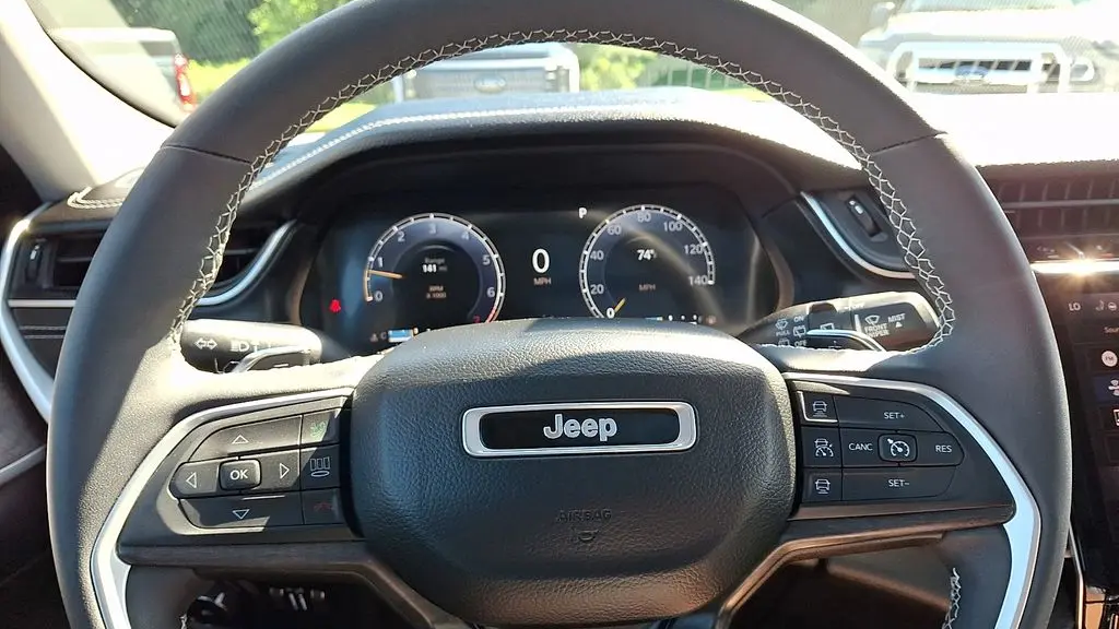 2023 Jeep Grand Cherokee L Limited