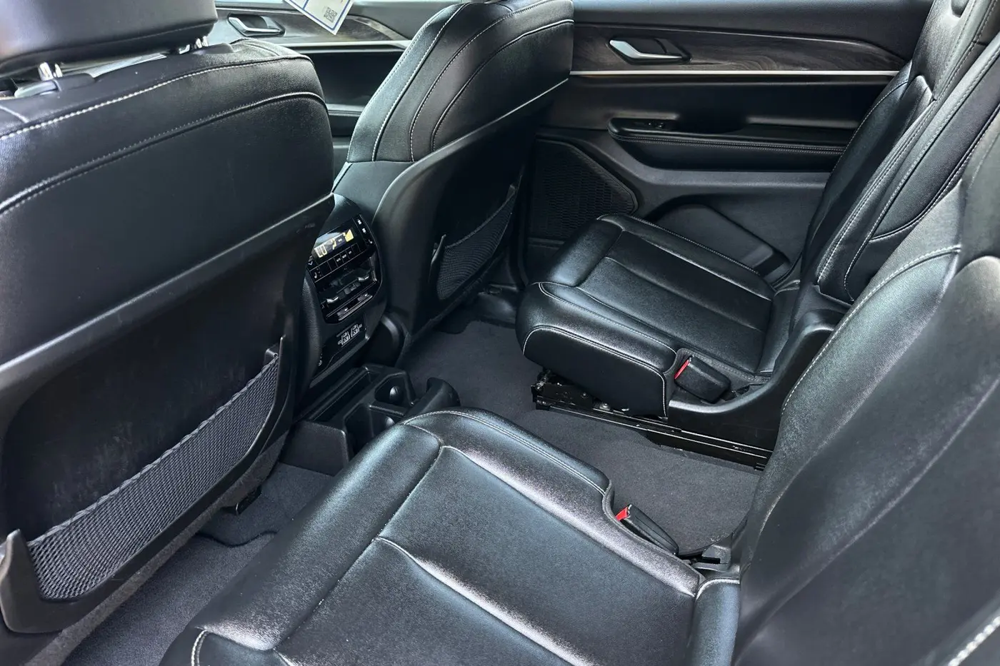 2024 Jeep Cherokee - $35,900