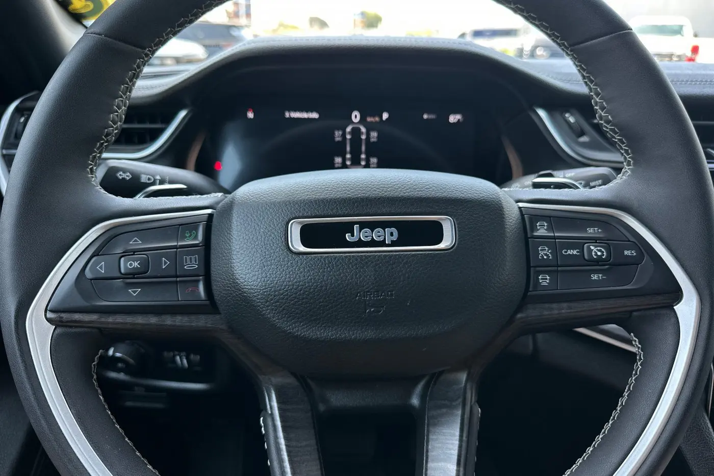 2024 Jeep Cherokee - $35,900