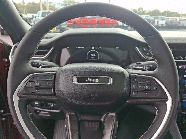 2024 Jeep Cherokee - $32,000