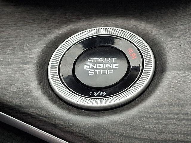 2024 Jeep Cherokee - $32,000