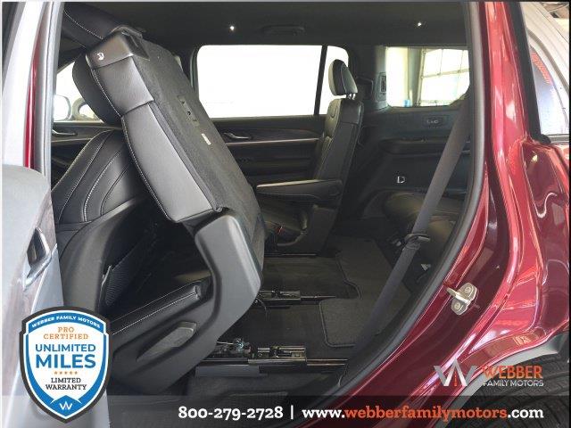 2025 Jeep Cherokee - $39,990