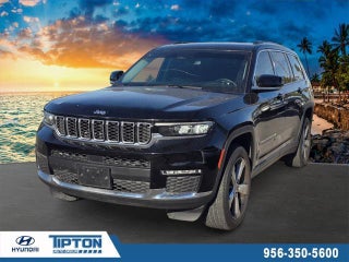 2022 Jeep Grand Cherokee L with Diamond Black Crystal Pearlcoat Exterior