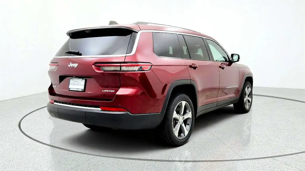 2023 Jeep Cherokee - $27,995