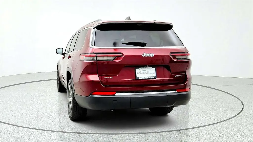 2023 Jeep Cherokee - $27,995