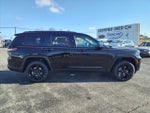 2025 Grand Cherokee L Thumbnail 3