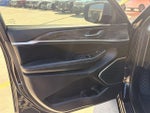 2025 Grand Cherokee L Thumbnail 6