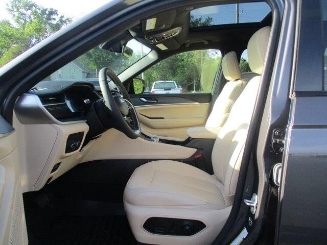 2025 Jeep Cherokee - $44,253
