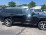 2023 Grand Cherokee L Thumbnail 3