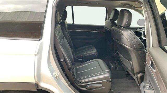 2023 Jeep Cherokee - $31,900