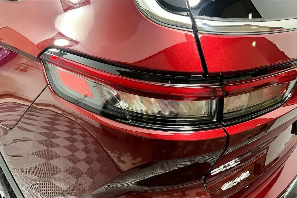 2025 Jeep Cherokee - $39,941