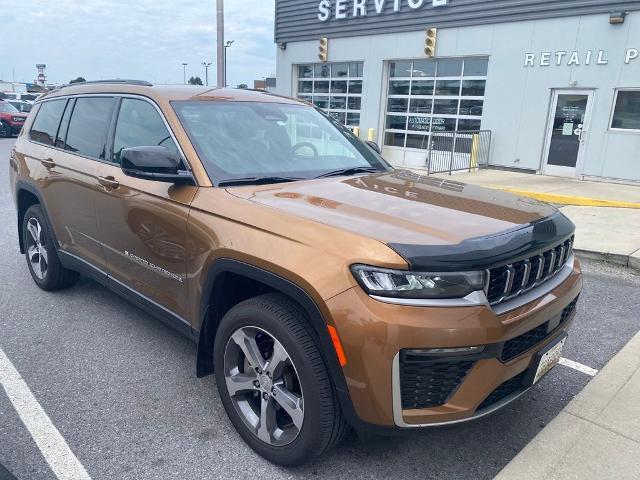 2026 Jeep Cherokee - $43,900
