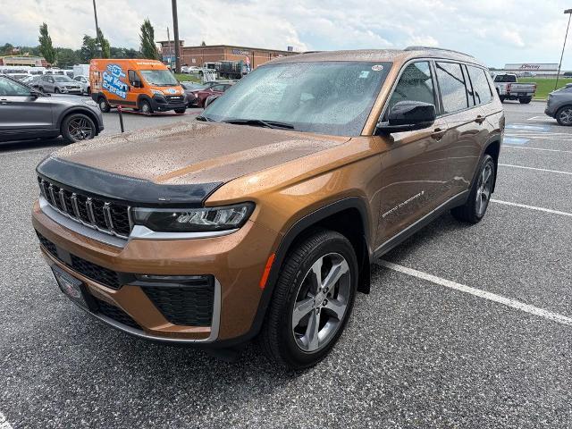 2026 Jeep Cherokee - $43,900