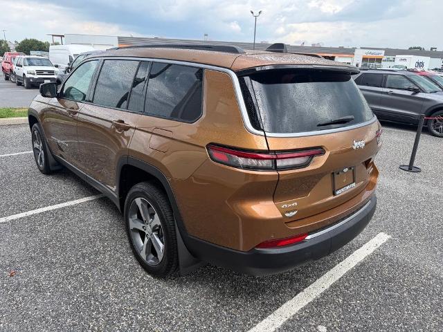 2026 Jeep Cherokee - $43,900