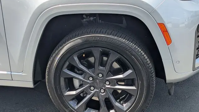 2026 Jeep Grand Cherokee L Limited Reserve