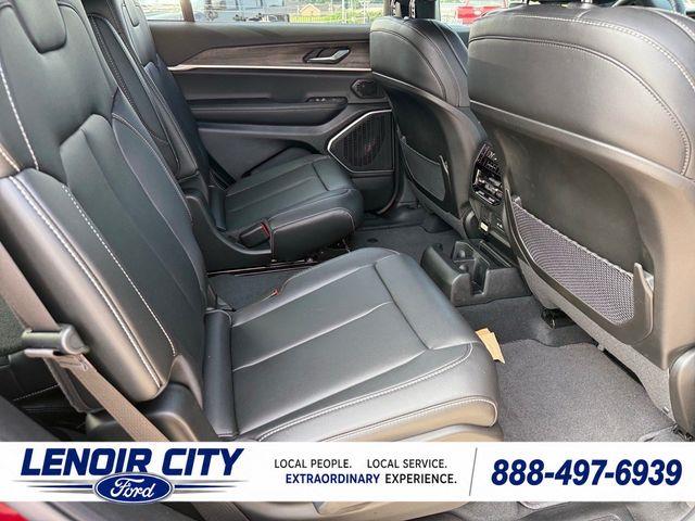 2026 Jeep Cherokee - $42,900