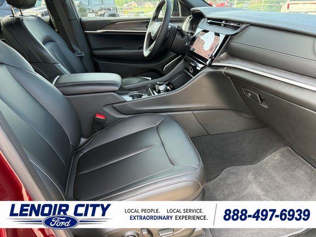 2026 Jeep Cherokee - $42,900