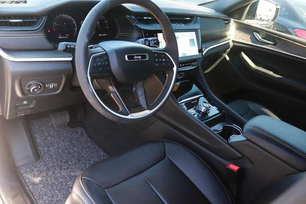 2026 Jeep Cherokee - $42,304