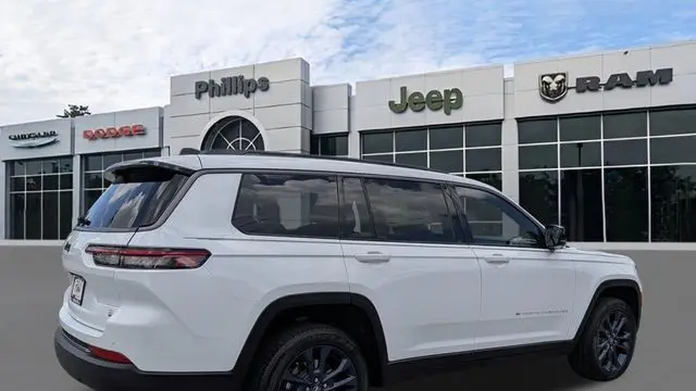 2026 Jeep Grand Cherokee L 85th Anniversary Edition