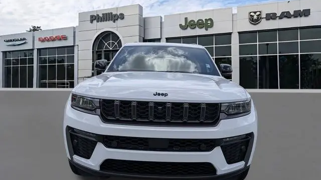 2026 Jeep Grand Cherokee L 85th Anniversary Edition