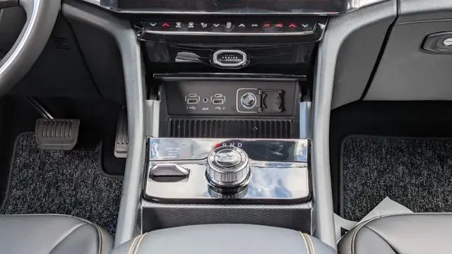 2026 Jeep Grand Cherokee L 85th Anniversary Edition