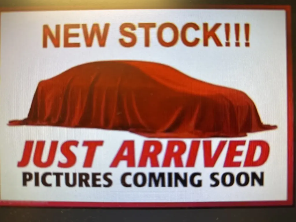 2022 Jeep Grand Cherokee L Overland — photo 1 of 6
