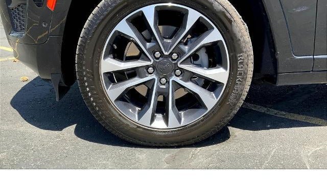 2022 Jeep Grand Cherokee L Overland
