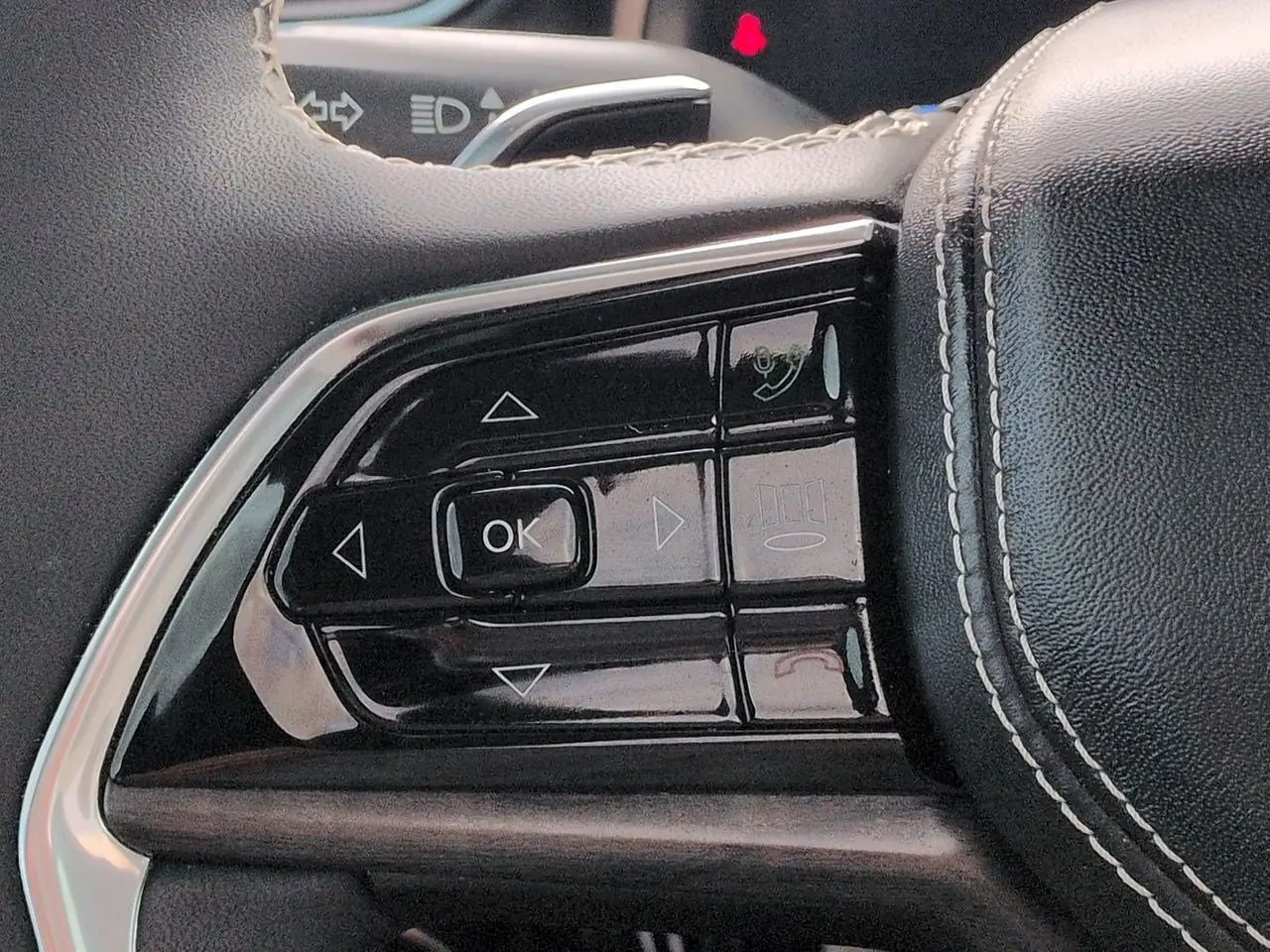 2023 Jeep Cherokee - $38,196