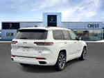 2023 Grand Cherokee L Thumbnail 3