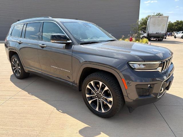 2022 Jeep Grand Cherokee L Overland — photo 1 of 24