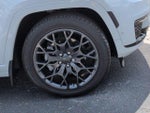 2025 Grand Cherokee L Thumbnail 11