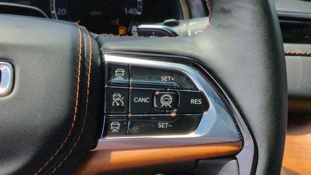 2025 Jeep Grand Cherokee L Summit