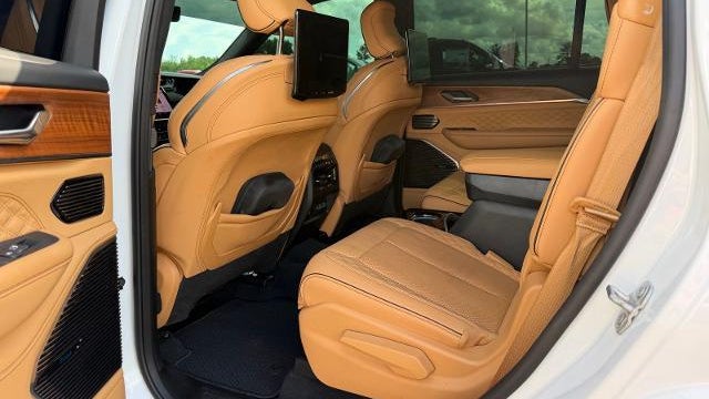 2025 Jeep Grand Cherokee L Summit Reserve