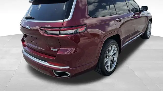 2022 Jeep Grand Cherokee L Summit
