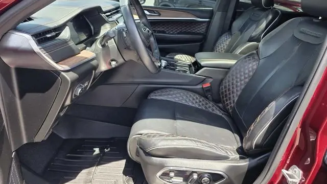 2022 Jeep Grand Cherokee L Summit