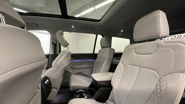 2022 Jeep Grand Cherokee L Summit