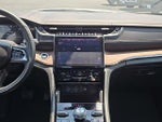 2025 Grand Cherokee L Thumbnail 17