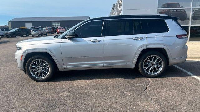 2022 Jeep Grand Cherokee L Summit