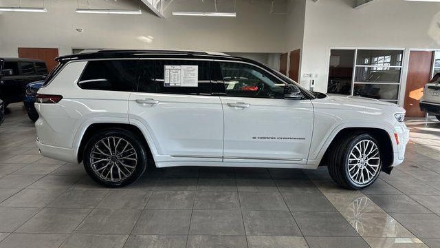 2023 Jeep Grand Cherokee L Summit