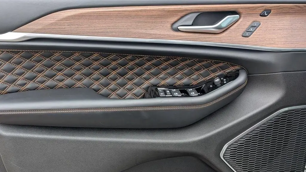 2023 Jeep Grand Cherokee L Summit