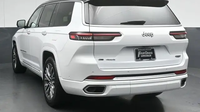 2023 Jeep Grand Cherokee L Summit Reserve