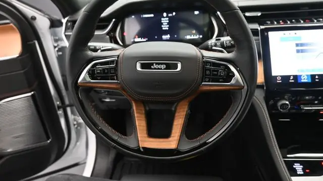2023 Jeep Grand Cherokee L Summit Reserve