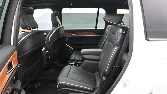2023 Jeep Grand Cherokee L Summit Reserve